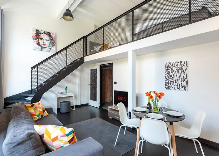 Apartman Loft Spacious In Prága