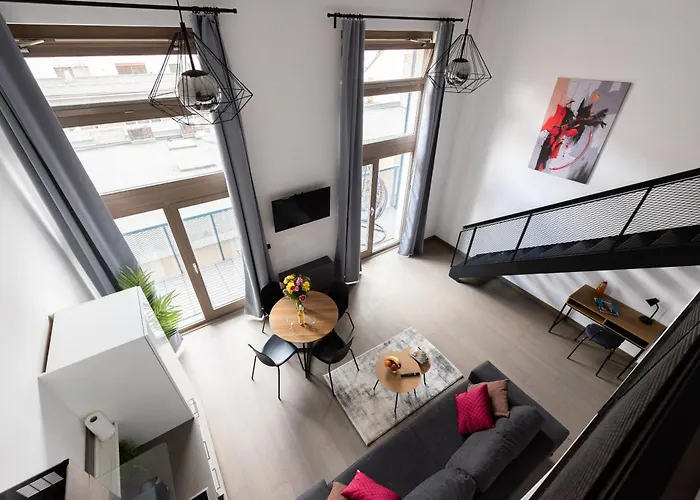 Loft Spacious In Apartman Prága