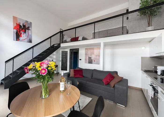 Loft Spacious In