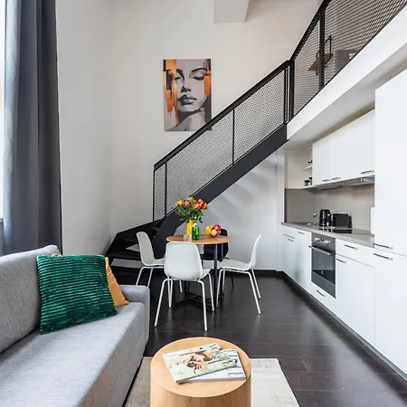 Loft Spacious In דירה *