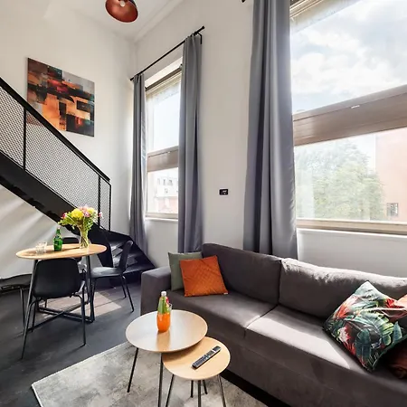 Lägenhet Loft Spacious In *