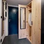 Loft Spacious In アパート *