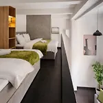 Loft Spacious In プラハ