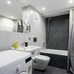 Loft Spacious In * プラハ