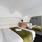 Loft Spacious In *