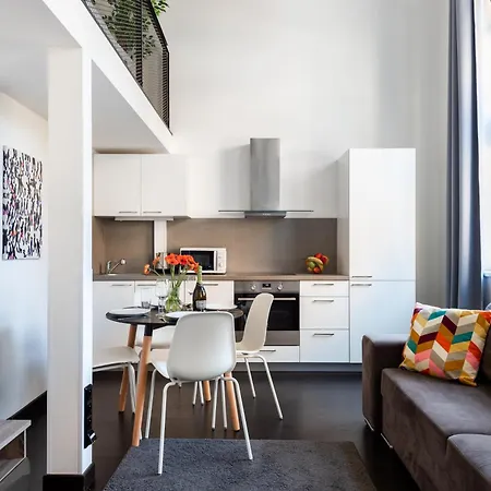 Appartement Loft Spacious In Praag