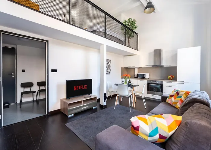 Loft Spacious In